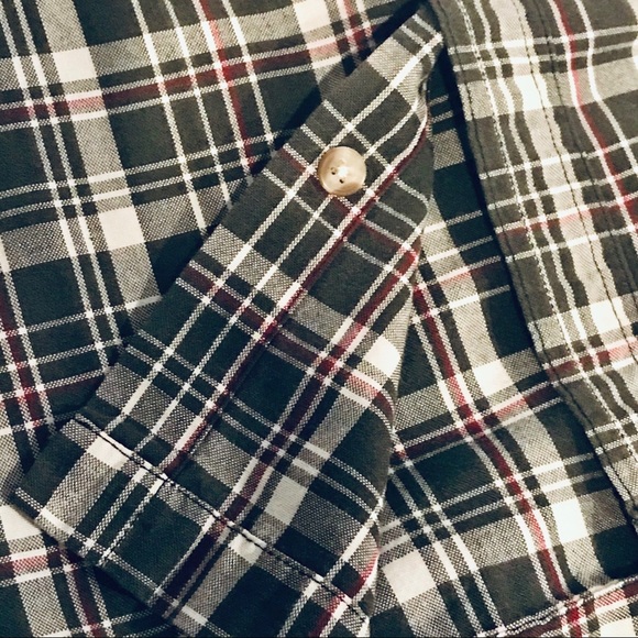 Dickies~Shirt~Casual Button / Host Pick - Picture 2 of 12